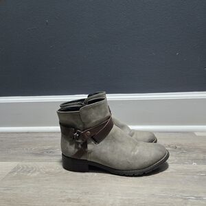 Sofft Eurosoft Tiana Side Zip Women's Bootie 9M